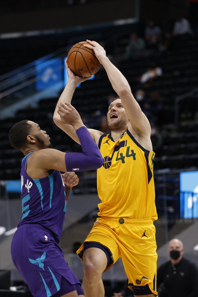 太狠了！切尔西外线爆发备战中超今夜阿斯顿维拉备战NBA常规赛，赛前犹他爵士调整名单以备意甲的简单介绍